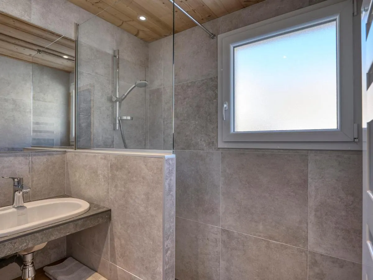 Apartment Charmant 2 Pieces A Megeve, Proche Du Centre Et Des Telecabines, Avec Balcon Et Parking - Fr-1-453-120